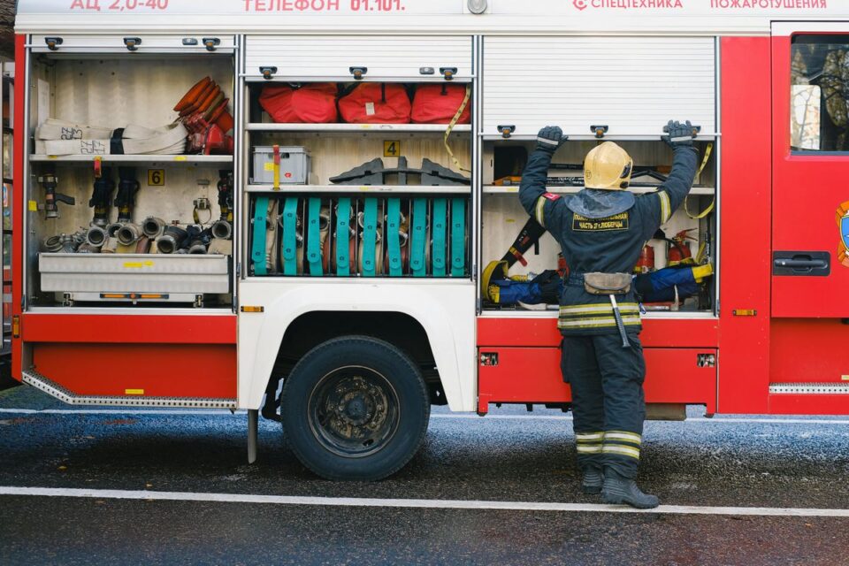 equipamentos de prevenção e combate a incêndios