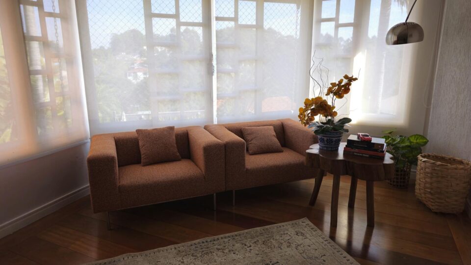 Santuário em Casa: Como Criar Seu Espaço de Relaxamento com Pouco Dinheiro — como criar um espaço de relaxamento em casa com