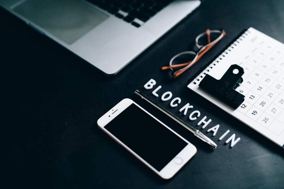 Blockchain no Brasil: Como a Tecnologia Está Transformando Negócios e Impulsionando a Inovação — como o blockchain está trans