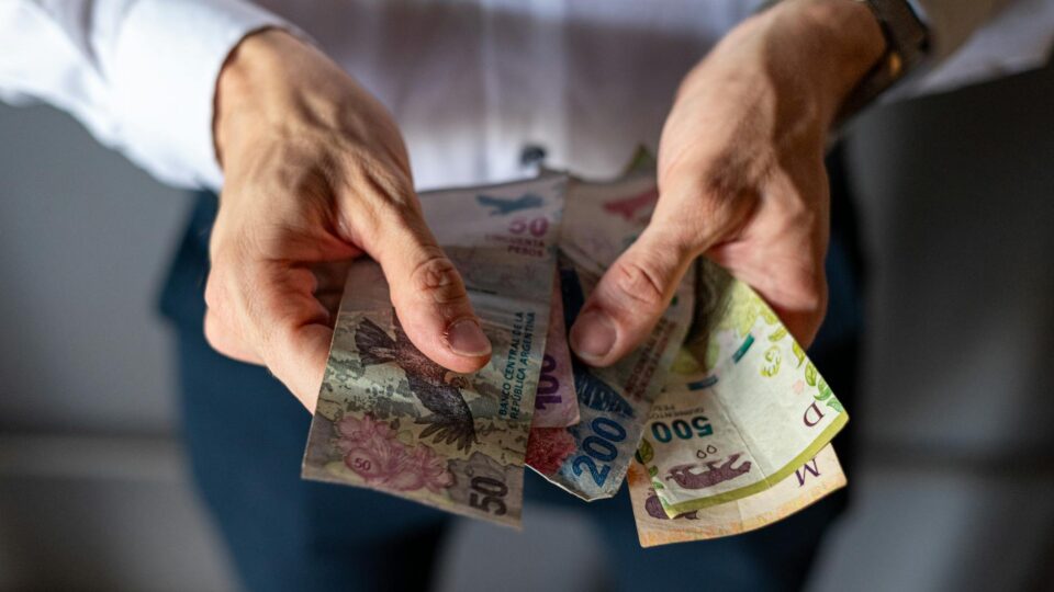 Aumento de Salário: Guia Completo para Pedir com Argumentos Irrefutáveis e Conquistar Seu Valor — como pedir aumento de salár