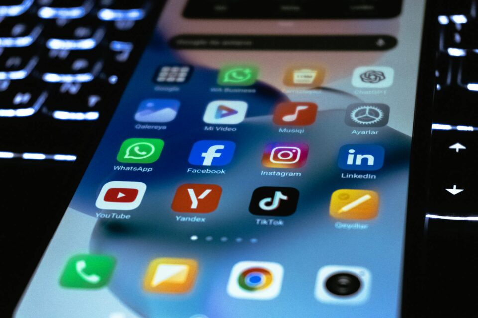 Domine o LinkedIn: Estratégias Essenciais para Crescer e Atrair Oportunidades Irresistíveis — estratégias para crescer no lin